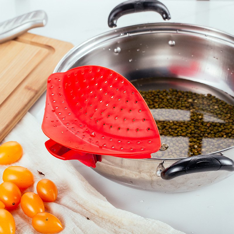 Chef's Planet Clip & Drain Strainer