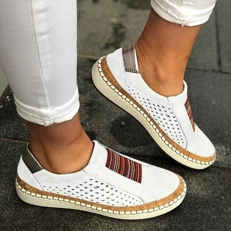 Ladies Low-cut White Flats Canvas Flat Shoes Women Casual Vulcanize Shoes New Women Summer Autumn Sneakers Plus Size