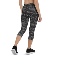 Thumbnail for Womens Black Camo Capri Leggings