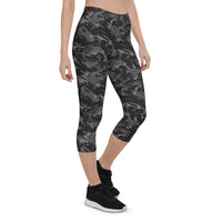 Thumbnail for Womens Black Camo Capri Leggings